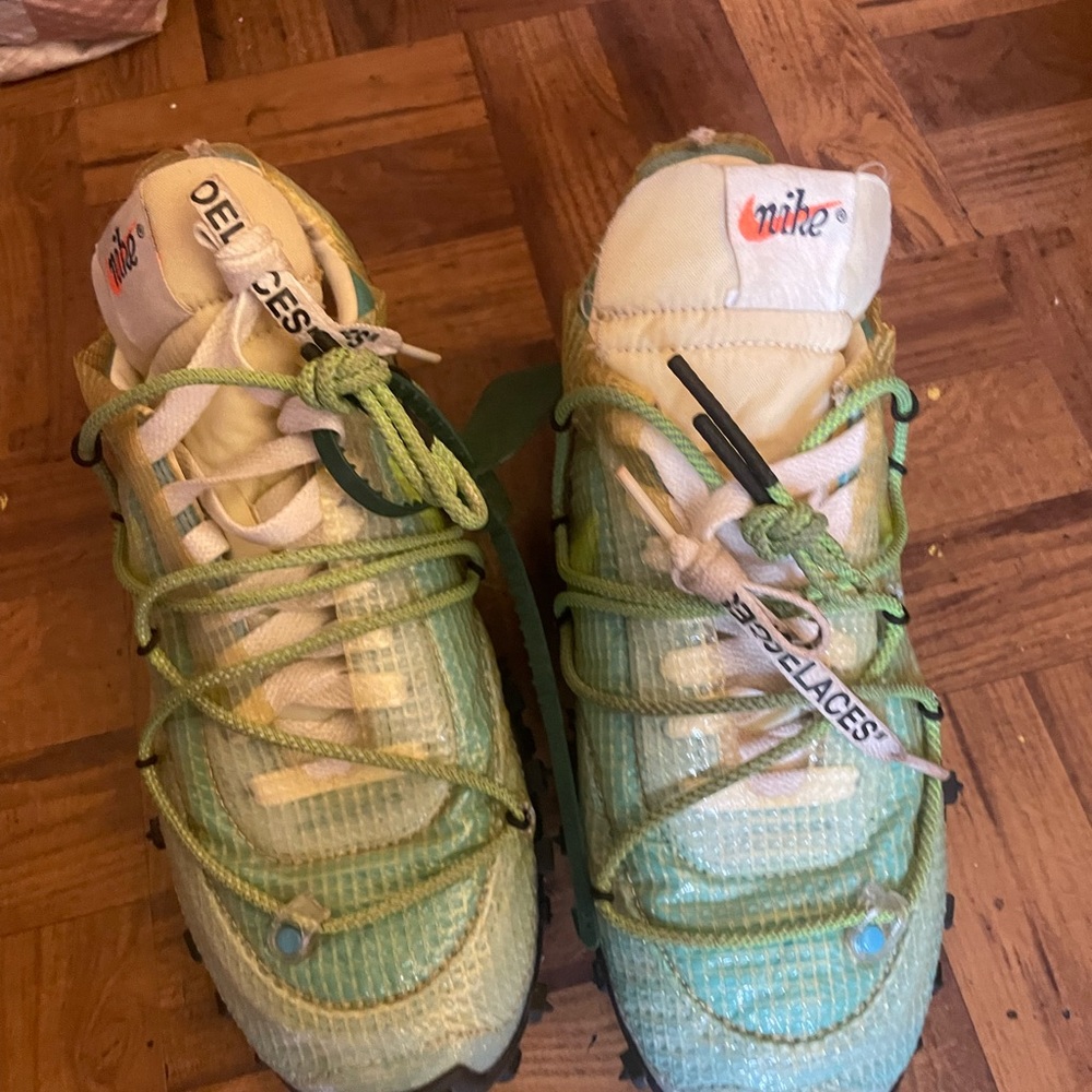 Nike x Offwhite Sneakers.